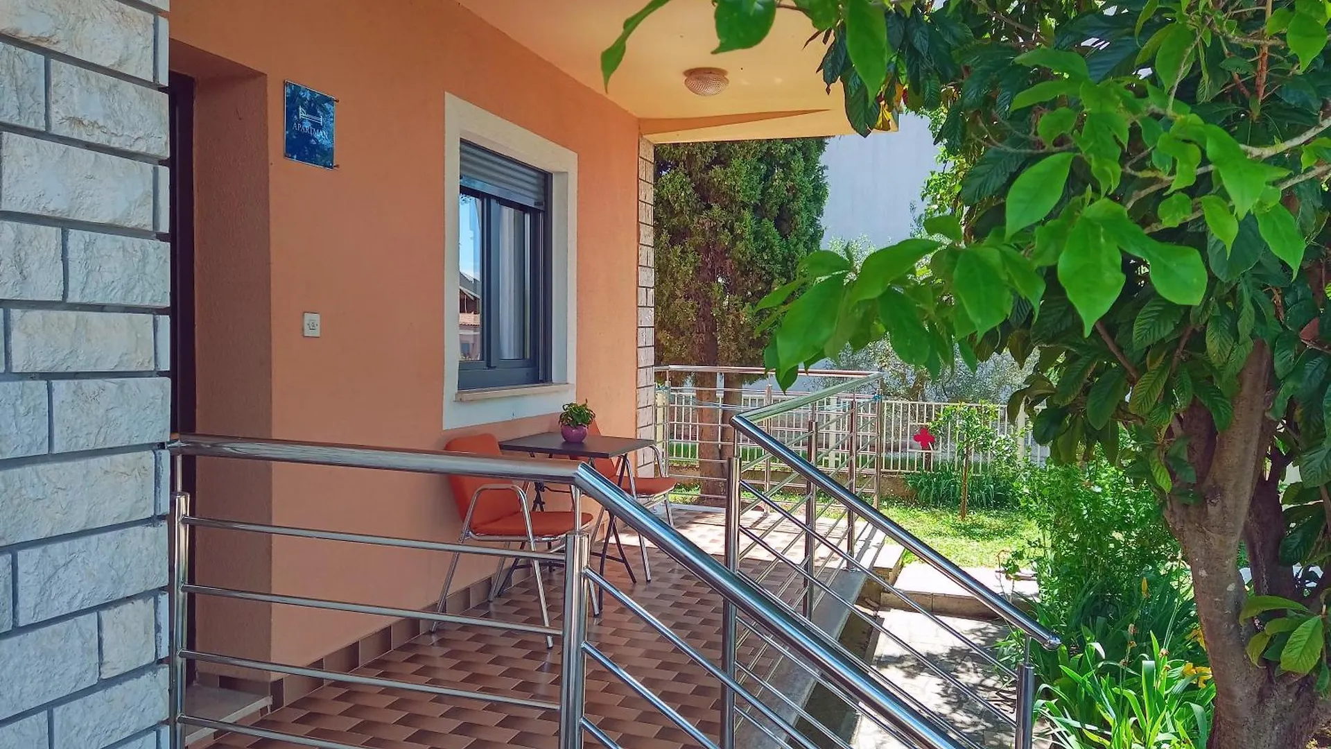 Apartments Nela Pola
